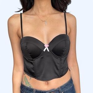 Chic Black Bustier Crop Top with Pink Accent